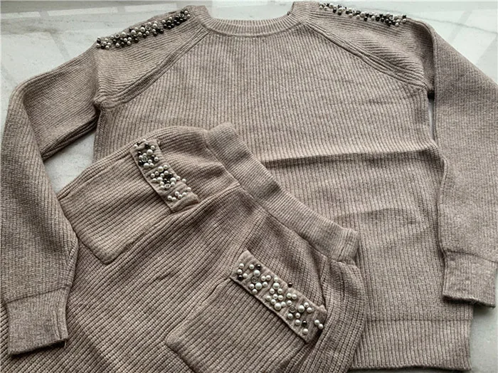 Cashmere knitted suits with skirt for women 3