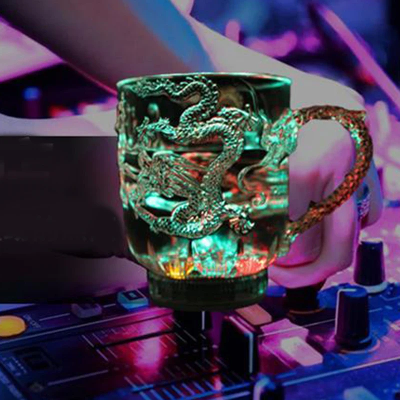 Светодиодный фонарик Волшебная меняющая цвет чаша с драконом активированный светильник для воды Пиво Кофе Молоко чай Вино Виски Бар кружка путешествия креативный подарок
