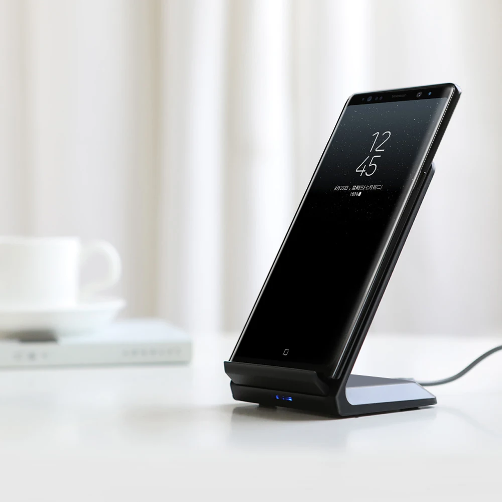 

QI Fast Wireless Charging Stand Intelligent Identification Efficient Conversion Wireless Charger for iPhone X 8 Samsung Galaxy