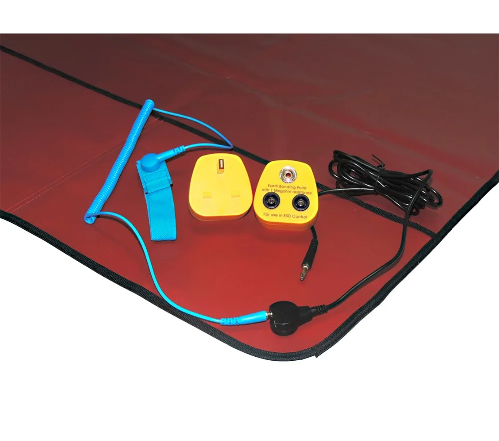 AIDACOM Red Anti-static Mat with Wrist Strap+Grounding Lead Kits+UK EBP Plug
AIDACOM Red Anti-static Mat with Wrist Strap+Grounding Lead Kits+UK EBP Plug