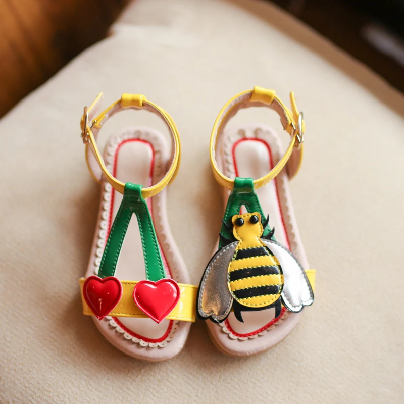 Baby-Sandals-Summer-New-Brand-Toddler-Cute-Cartoon-Female-Girls-Sandals-Princess-Antiskid-Soft-Bottom-Shoes (2)