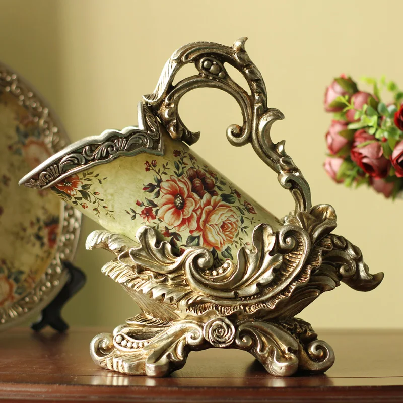 

European garden Home Furnishing decor decoration crafts wedding gift Tosca Aa high-grade ceramic wine rack