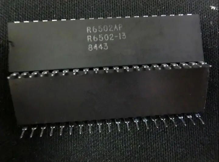 10 шт./лот R6502AP R6502A R6502 DIP-40 IC | Электронные компоненты и принадлежности