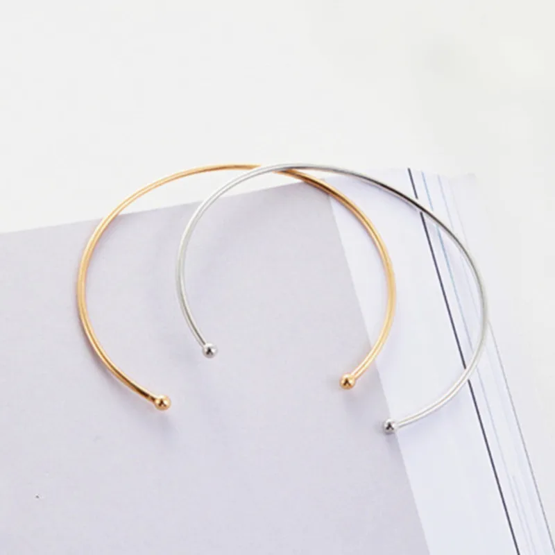 

Hot Korean Fashion Harajuku simple style bracelet Wild personality Ball wreath female wholesale