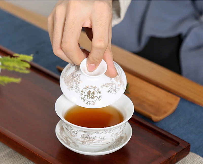 Чайный сервиз Gaiwan в традиционном китайском стиле чайный с изысканным цветочным и