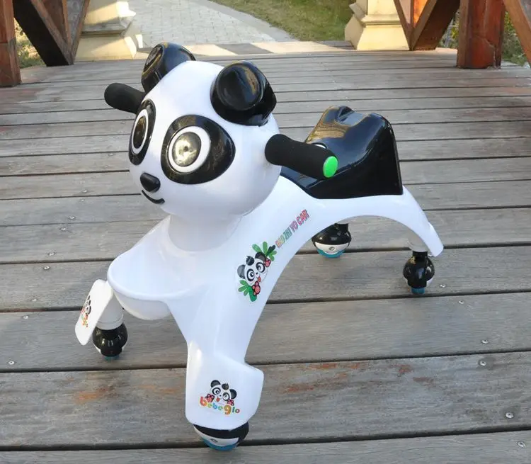 Детский крученый каток панда Walker с музыкой Flash Mute универсальное колесо увеличенная толщина для От 1 до 5 лет - Цвет: Черный