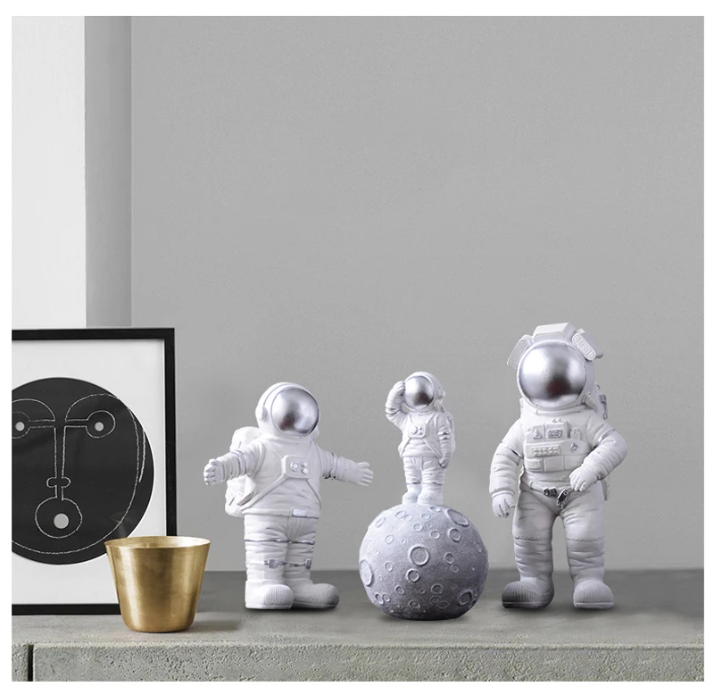 Europe style Cute Resin Astronaut Miniatures Figurine Craft Home Garden Decor wedding gifts fashion tabletop Furnishing articles