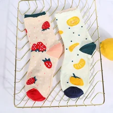 Новая мягкая игрушка клубничный с рисунком фруктов короткие носки, милые хлопковые гетры для девочек с рисунками из мультфильмов, носки Harajuku смешное искусство дышащие носки до лодыжки
