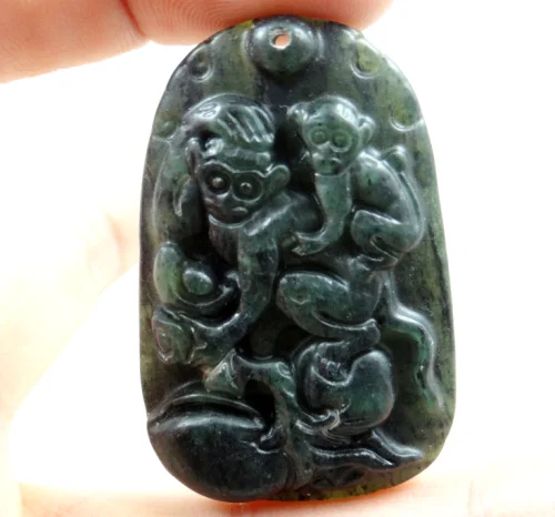 

46*31MM Wholesale natural Chinese stone hand-carved statue of monkey amulet pendant necklace M35
