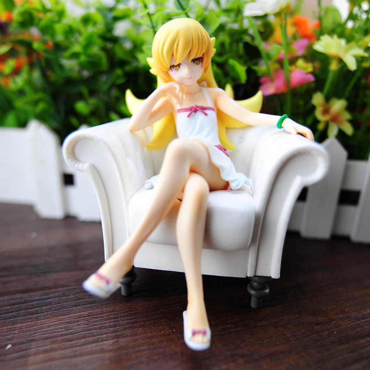 Японское аниме фигурка Nisemonogatari Oshino Shinobu диван Ver. 1/8 масштаб окрашенная фигурка модель 13 см Коллекционная Подарочная Рождественская кукла - Цвет: no box