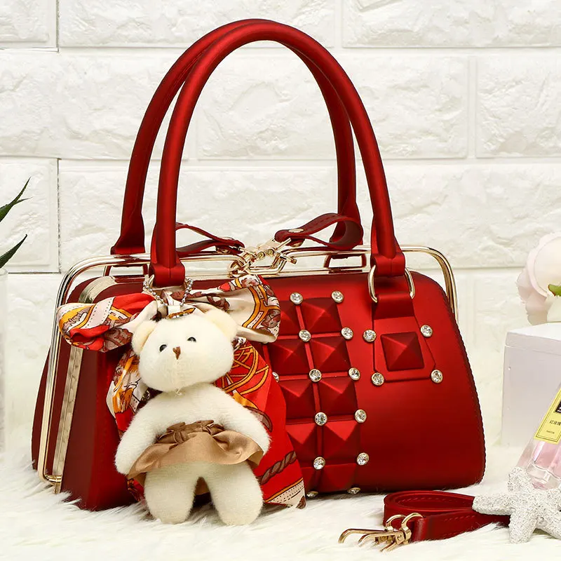 

2019 new solid color fashion jelly bag scrub handbag wild lady bag designer diamond shoulder Messenger bag
