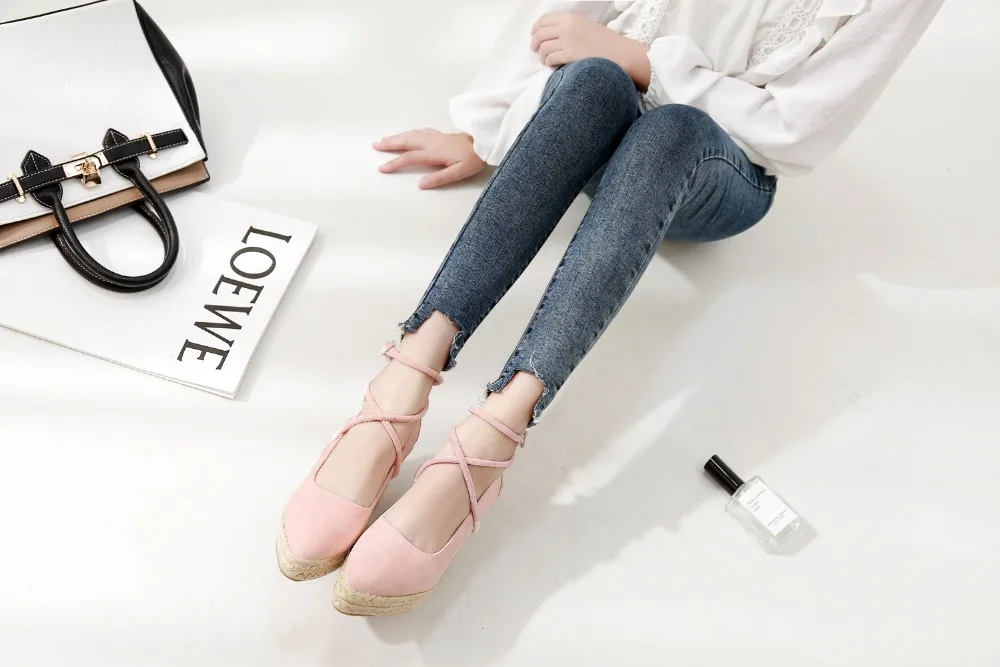 899A3525