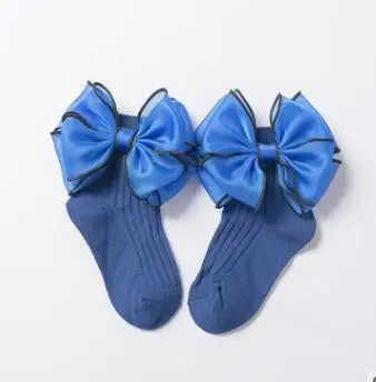 blue bow Красивые кружевные носки с бантом для девочек, хлопковые носки принцессы для девочек, модные длинные носки для новорожденных, осенне-зимняя детская одежда - Цвет: blue bow