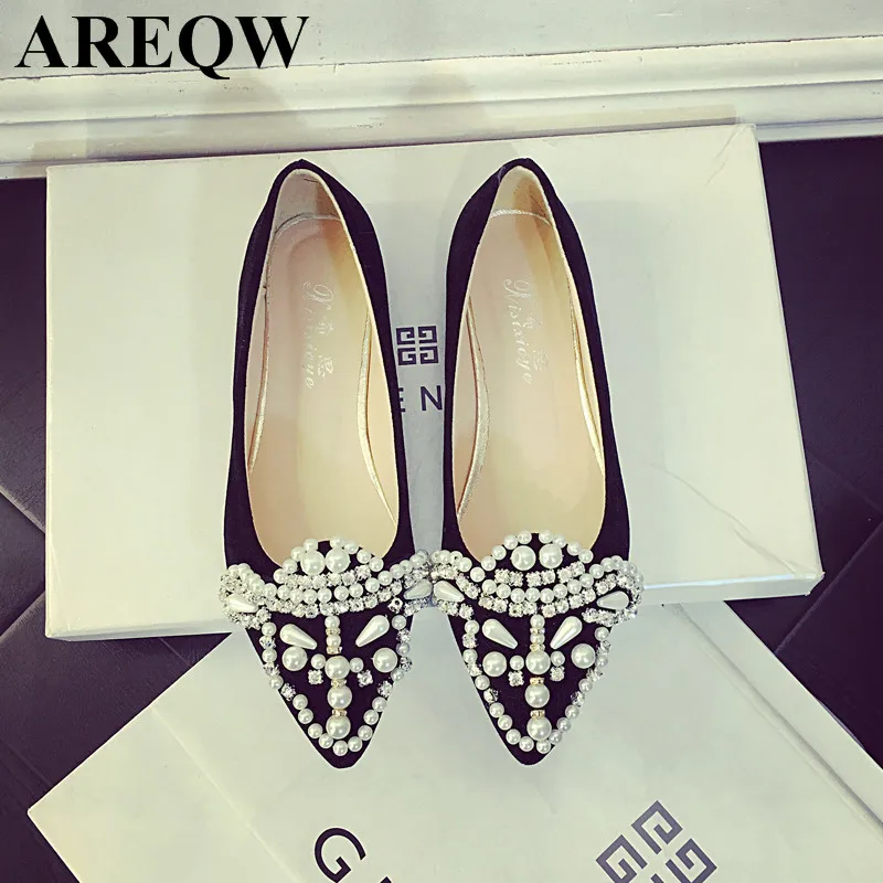 

2017 Spring and autumn new Korean flat-bottomed women's shoes shallow mouth pearl fashion female shoes