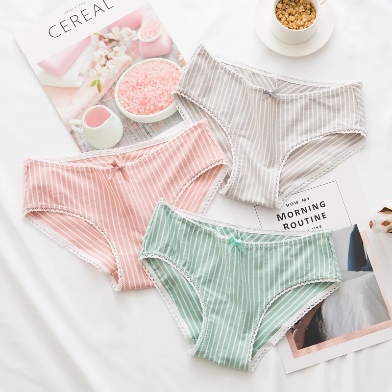 Comfortable striped cotton panties Elastic and breathable fashion briefs Colorful cotton health