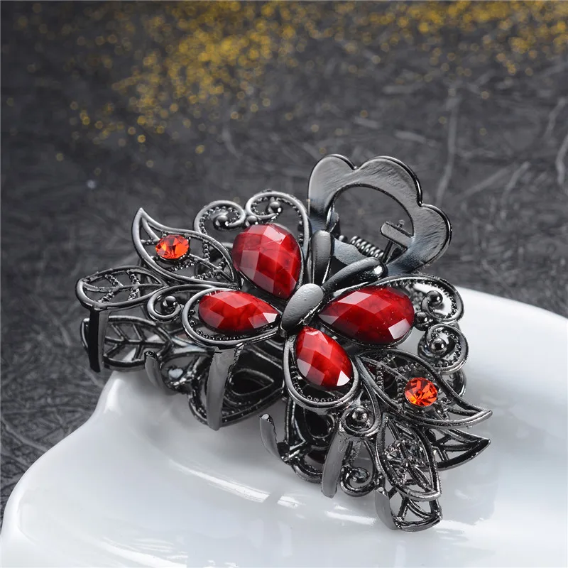 

Vivid Butterfly Hair Claws For Women Vintage Hairpin Hair Jewelry Charm Rhinestone Crystal Crab Clip Wedding Hair Accessories