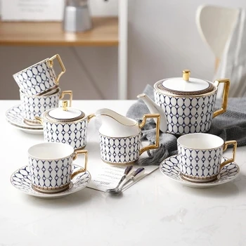 

High-grade bone china coffee set Ceramic Coffee Cup European Cup of afternoon tea. Phnom Penh suit