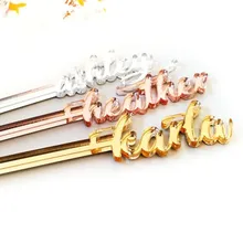 Пользовательские акриловые размешиватели напитков, персонализированная соломинка для помешивания, свадебные украшения, свадебный душ, свадебная мешалка для напитков