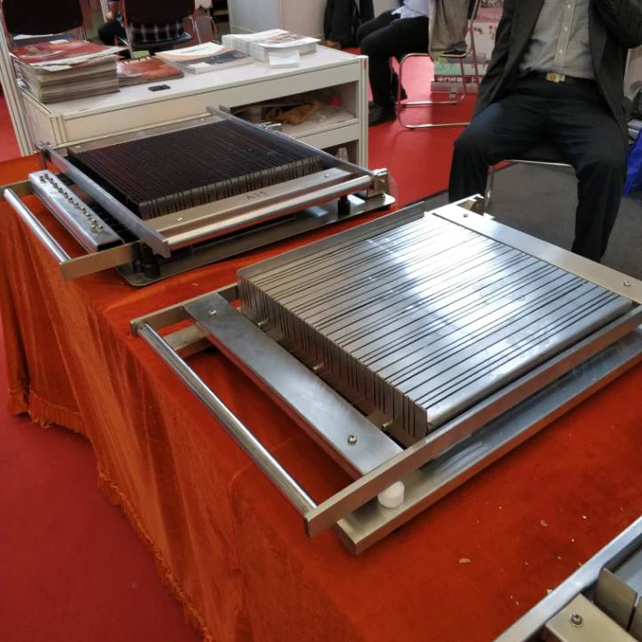 Easy operation Manual Chocolate cutting machine for raw chocolate cutter truffle Chocolate cutter Machine