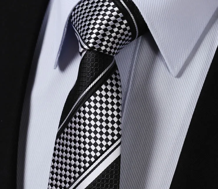 TS4017L7 Black White (1)