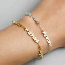 Персонализированные три именной браслет для мамы, папы, ребенка, письмо, табличка, ювелирные изделия из нержавеющей стали, пара браслет дружбы Подарочный Bff