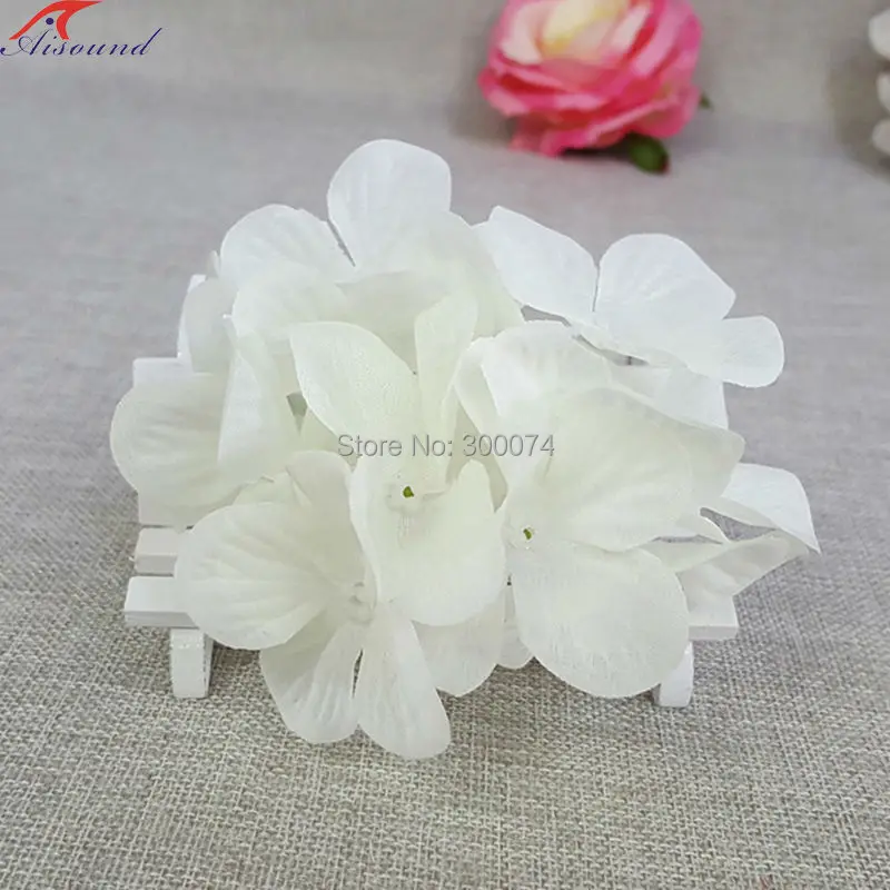 Ivory hydrangea wedding