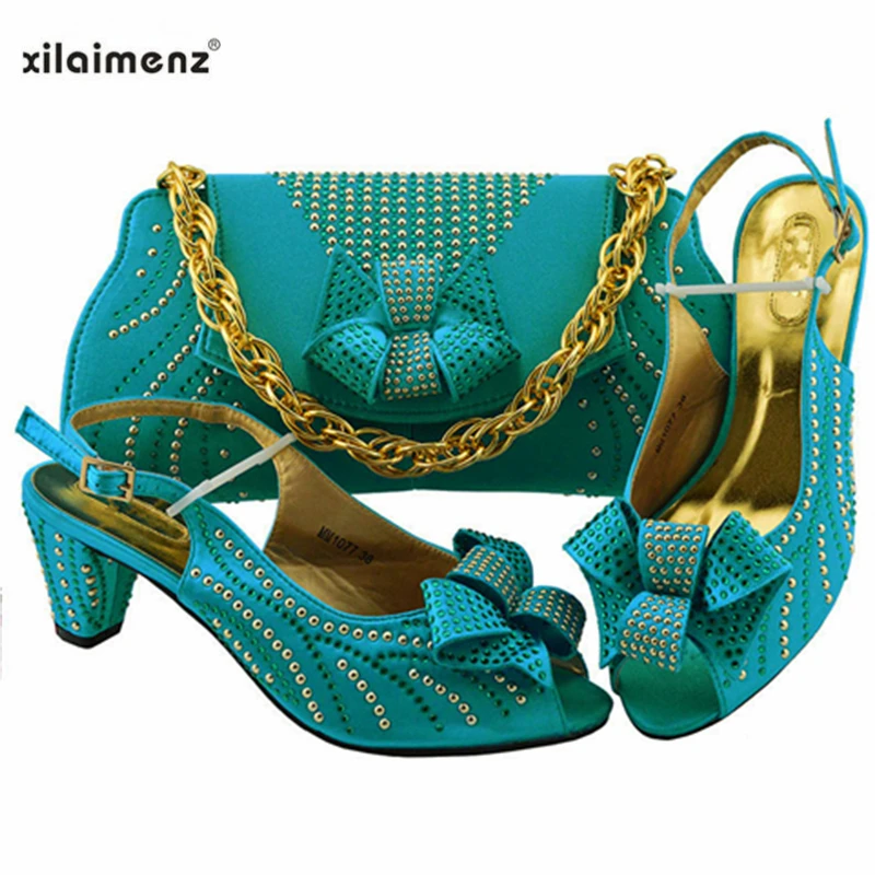 

Sky Blue Color Shoe and Bag Set Hot Selling Italian Women Shoes and Bag Set African Wedding Sandals with Shinning Crystal