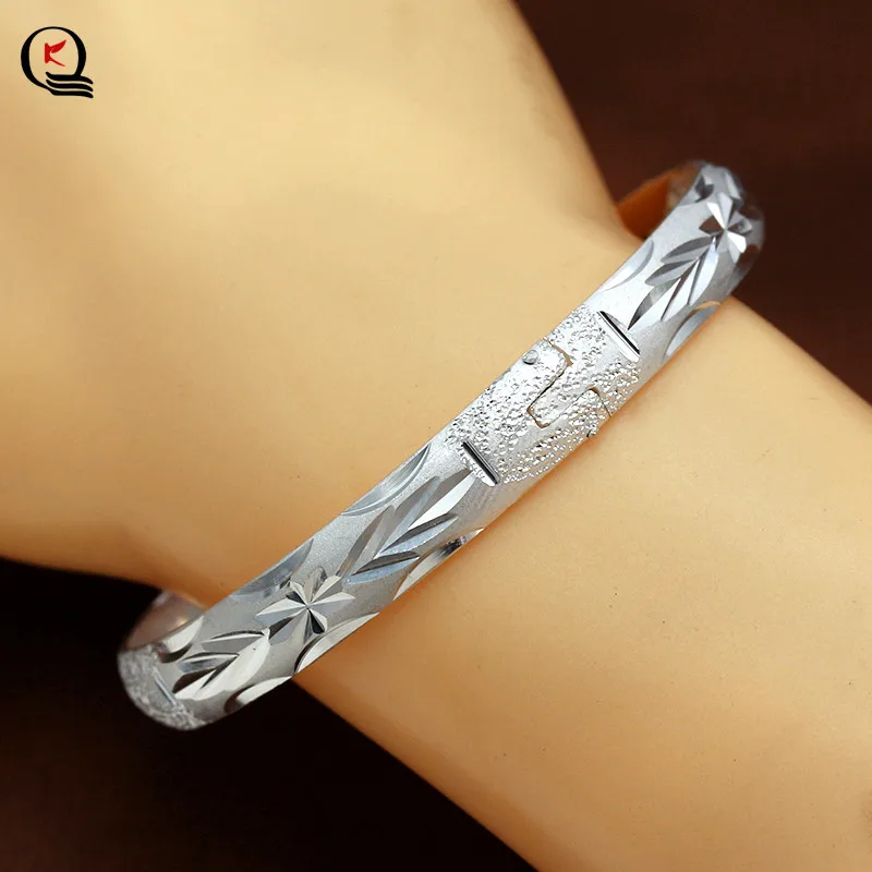 

Women New Fashion Silver Plated Carving Pattern Open Bangles Bracelets Trendy Engagement Wedding Party Fine Jewelry For Female