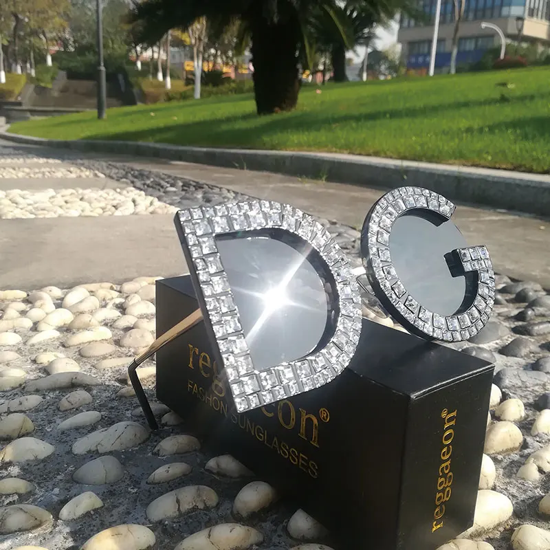 

2019 D and G Round Sunglasses New Women Square Luxury Brand Crystal Sun glasses Ladies Red Yellow Pink Bling Gemstone DG uv400