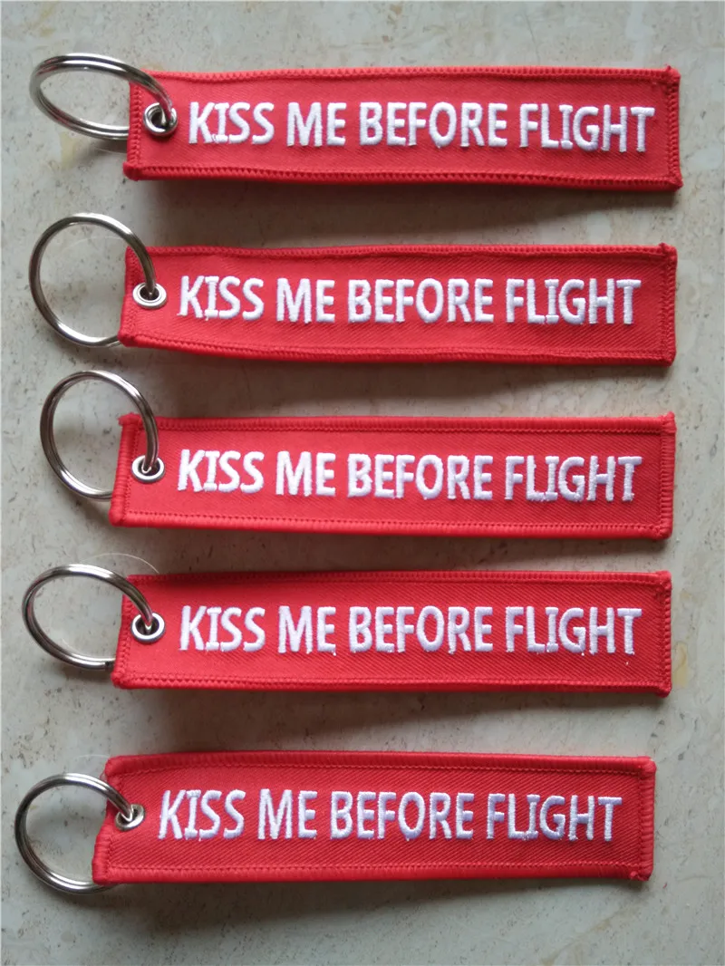 Брелок с вышивкой Kiss Me Before Flight