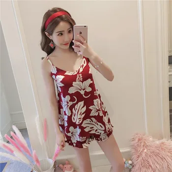 

Spring Summer 2019 Girls Pijamas Mujer Comfortable Women Pajamas Sets Short Sleeve Home Serve Lovely Sleepwear with Chest Pad