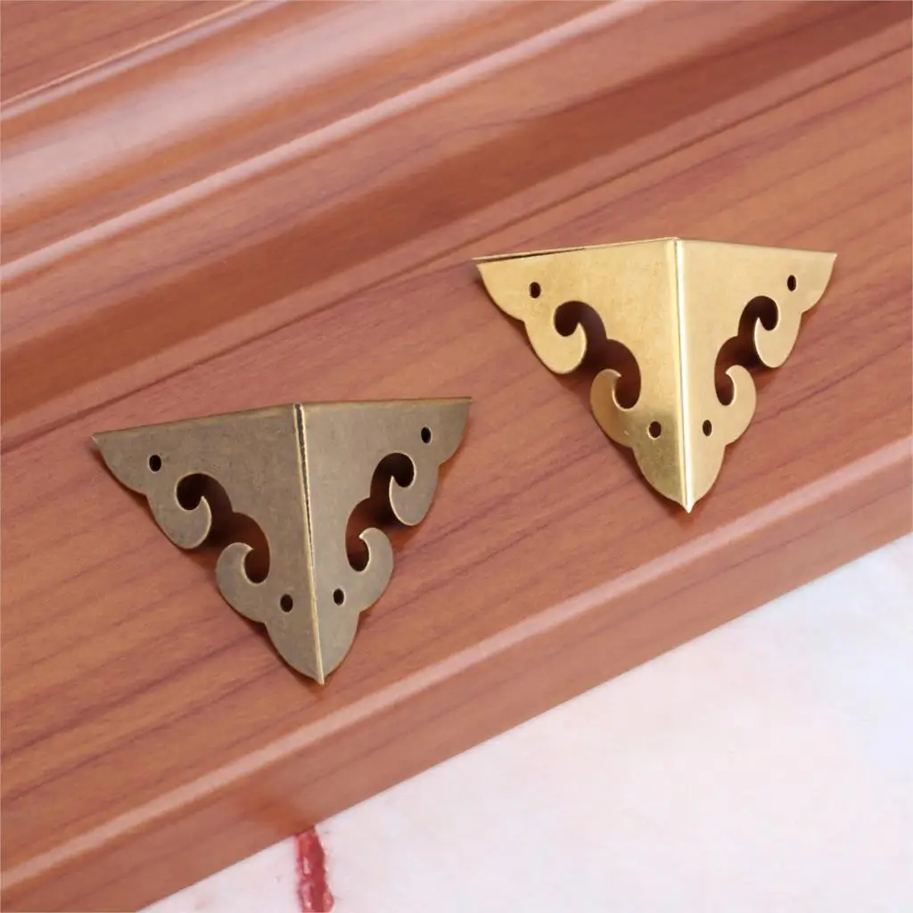4Pcs 35mm Chinese Antique Furniture Copper Wrap Angle Cabinet Door Gusset Corner Flower Corner Hardware Accessories DUO ER Color : Antique Bronze 4Pcs 35mm Chinese Antique Furniture Copper Wrap Angle Cabinet Door Gusset Corner Flower Corner Hardware Accessories DUO ER Color : Antique Bronze