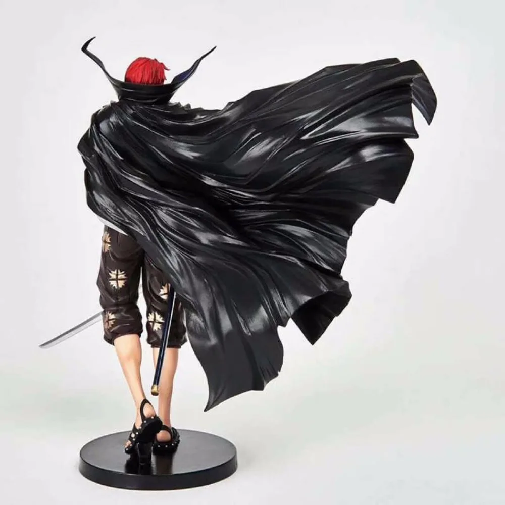 Dark Back One Piece Shanks Figure