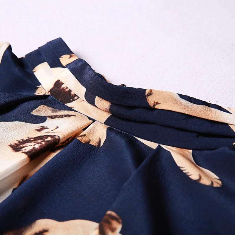 Шелк Женские Мультяшные блузки и рубашки с принтом собаки Топ весна лето стильные блузки красные синие Мультяшные блузки и рубашки