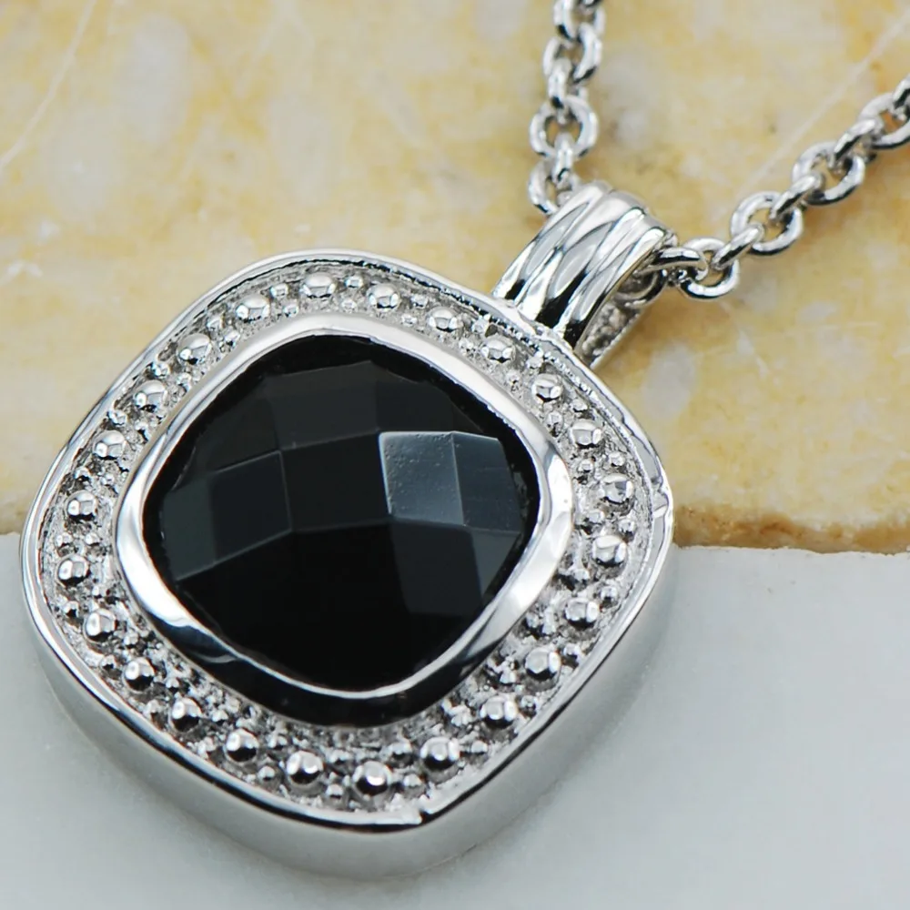 

Black Onyx 925 Sterling Silver Fashion Jewelry Pendant TE612