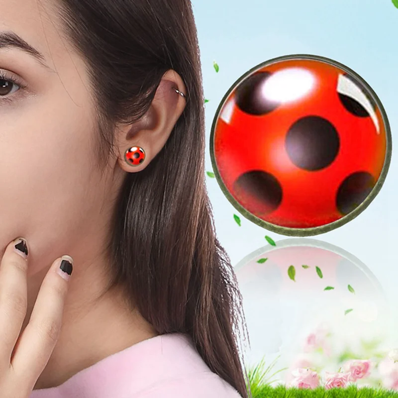 

2019 Miraculous Ladybug Stud Earrings Cosplay Lady Bug Circle with Dot Animal Earrings for Women Girl Party Gift Anime Jewelry