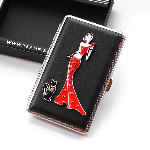 

Personalized custom Leather Cigarette Cases Extended cigarettes can be put Aluminum Cigarette Box