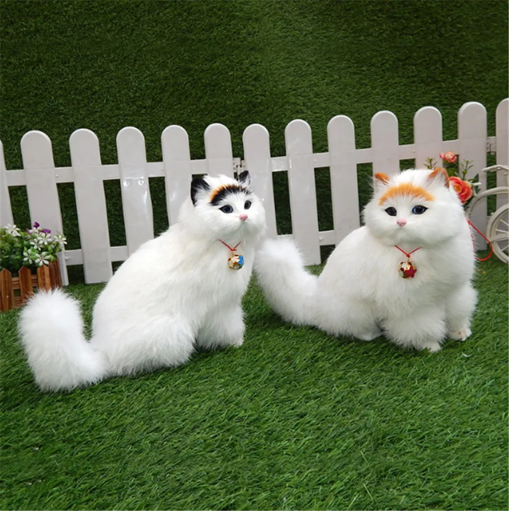 Fancytrader Simulation White Cat with Bell Toy Model Handicraft Animals Cat Doll Plastic& Fur 22cmx20cm 4