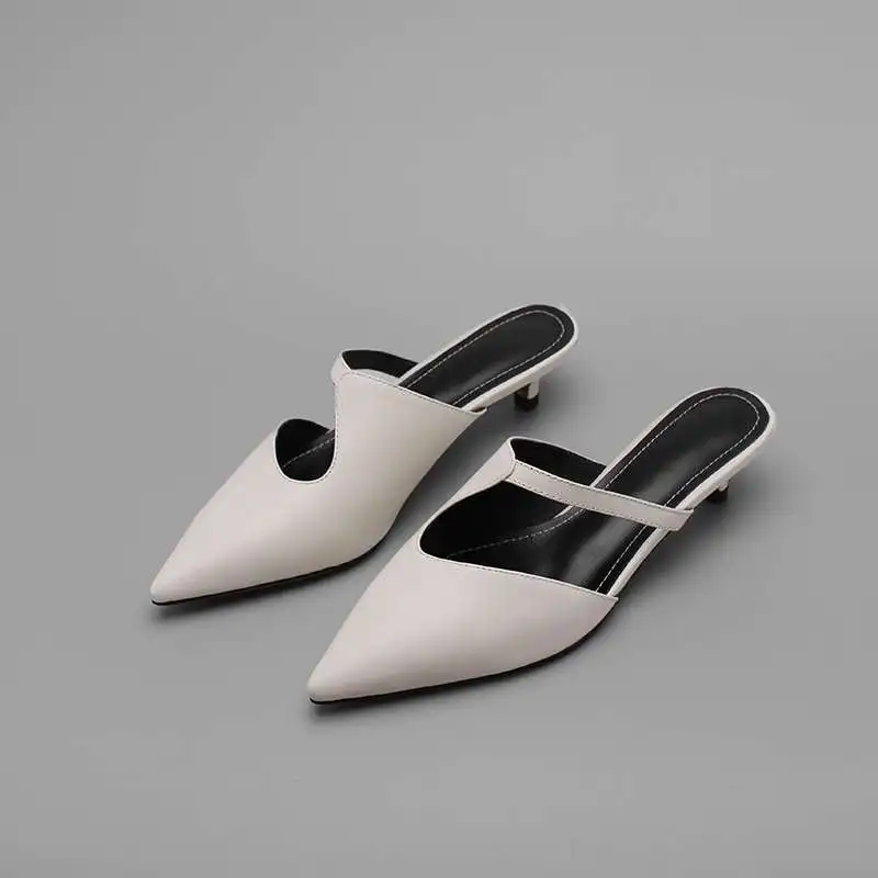 Элегантные женские туфли из натуральной кожи на каблуке «рюмочка»; Туфли-оксфорды с острым носком без застежки; классические туфли-лодочки в сдержанном стиле с ремешком на пятке; большие размеры; L25 - Цвет: Белый