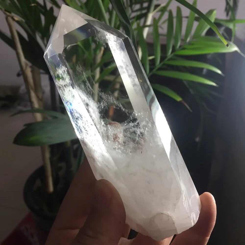 

132mm Length AAA+++ Natural Transparent Clear and White Quartz Crystal Polished Healing Point Wand with Base Decor for Christmas