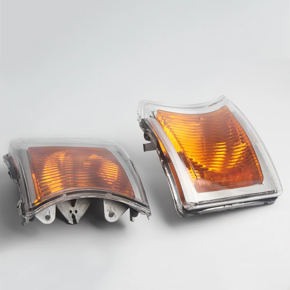 

1Pair 24V Turn Signal Corner Light Direction Indicator Lamp for Scania Tractor Truck Logistics Car (Bulb not included)