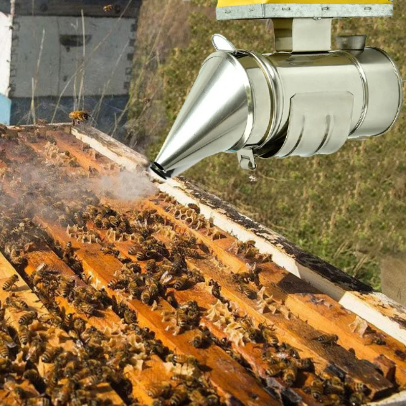 

Stainless Steel Manual Bee Hive Smoker with Heat Shield Beekeeping Tool Bee Smoker Beekeeping Equipment Transmitter Kit
