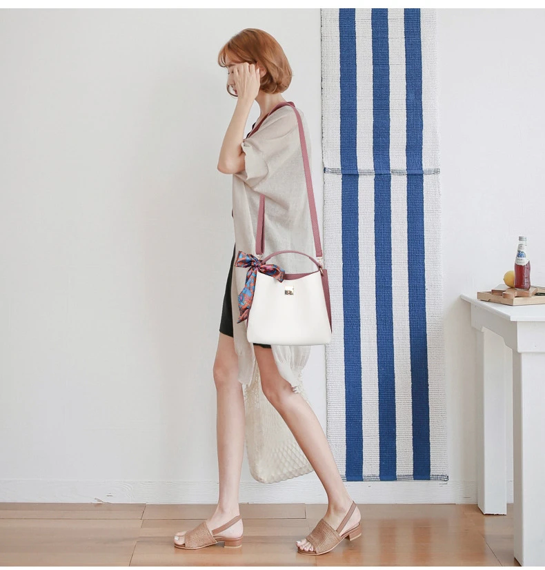 women messenger bag1