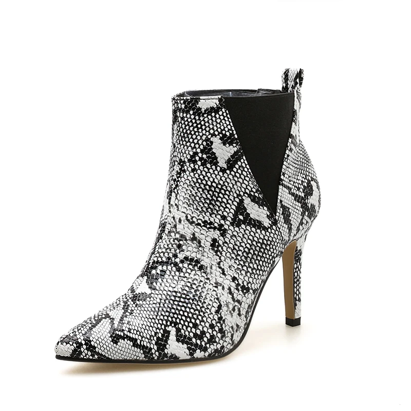 

2018 New Women Slip-On Boots Snake Print Ankle Boots For Women Thin Heels Fashion Pointed toe Ladies Sexy Boots shoes