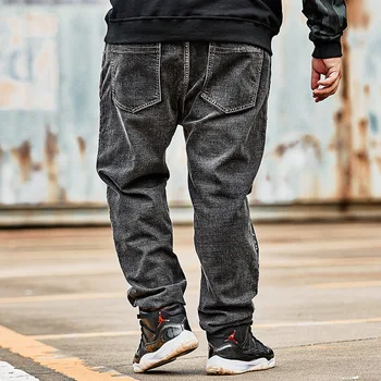 

2018 New Men's Plus size Plus Velvet Thick Denim trousers Embroidered Black gray Loose Wild jeans More Size XL-6XL 7XL