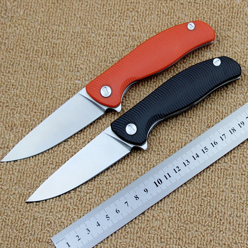 

2018Convenient wavy pattern folding knife D2 blade G10 handle high quality outdoor camping hunting tactical knife EDC hand tools