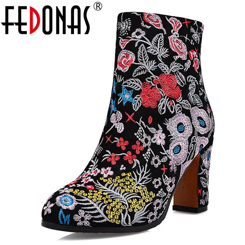 

FEDONAS New Vintage Embroider Round Toe High Heels Women Ankle Boots Elegant Zipper Cow Suede Party Prom Shoes Woman Short Boots