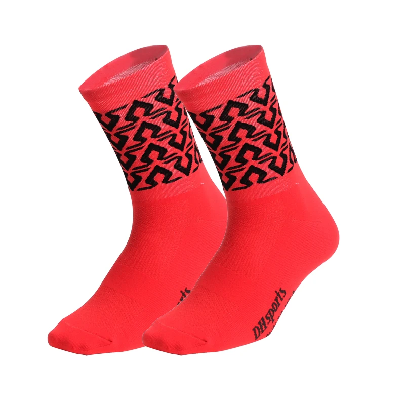 Высокое качество профессиональные велосипедные носки Для мужчин Для женщин Road велосипедные носки Открытый бренда гоночный велосипед Компрессионные носки - Цвет: Красный