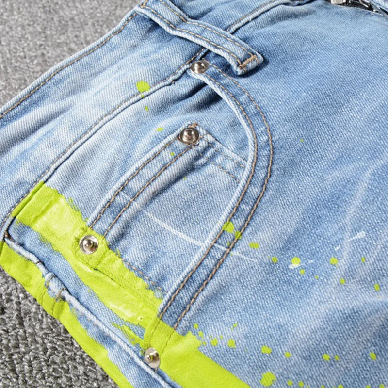 Koop Sokotoo mannen neon gele kleur lijnen patchwork ripped jeans Fashion gaten vernietigd denim stretch broek