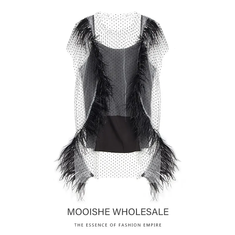

Vest Female 2019 Summer Niche Design Ostrich Feather Stitching Sexy Perspective Mesh Shirt Sling Two-piece
